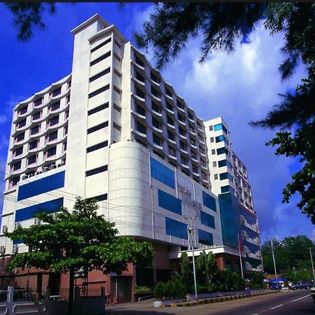 יאנגון Yuzana Hotel מראה חיצוני תמונה
