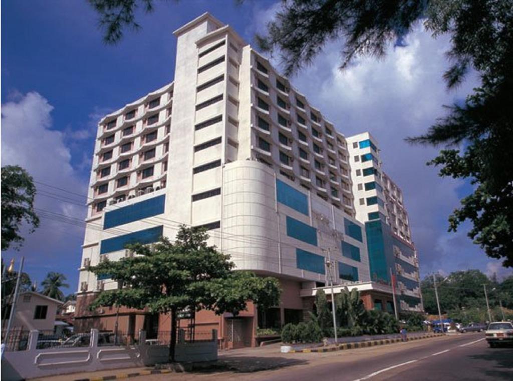 יאנגון Yuzana Hotel מראה חיצוני תמונה
