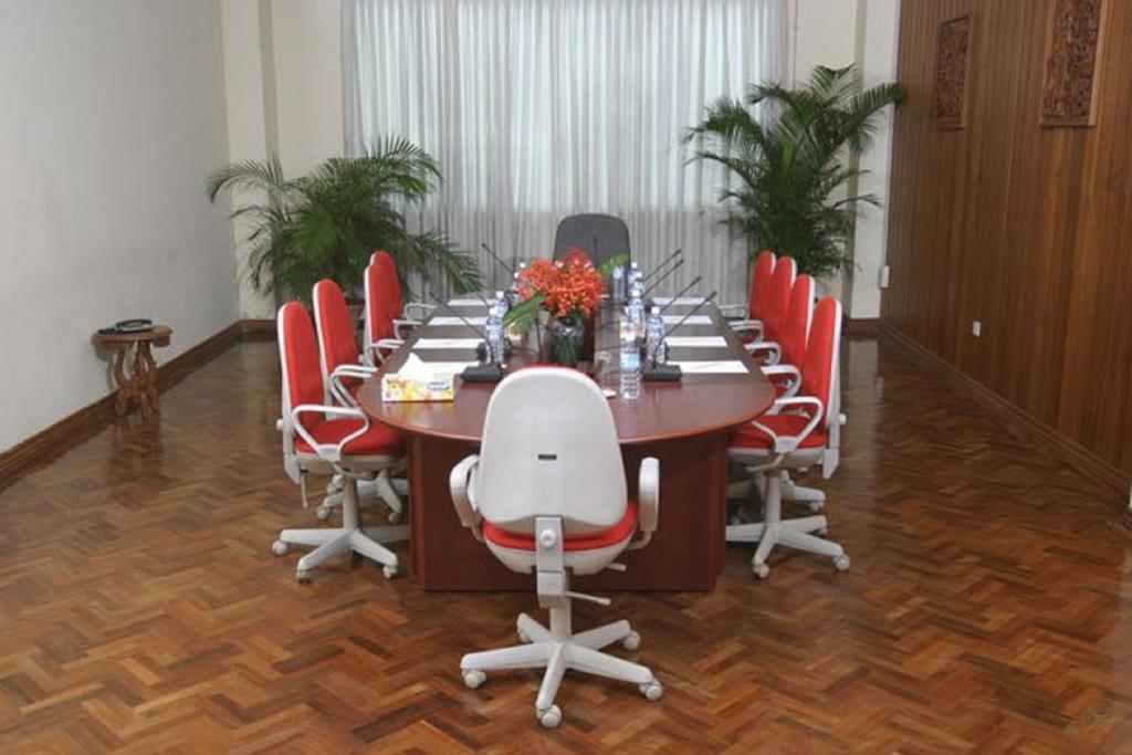 יאנגון Yuzana Hotel מראה חיצוני תמונה