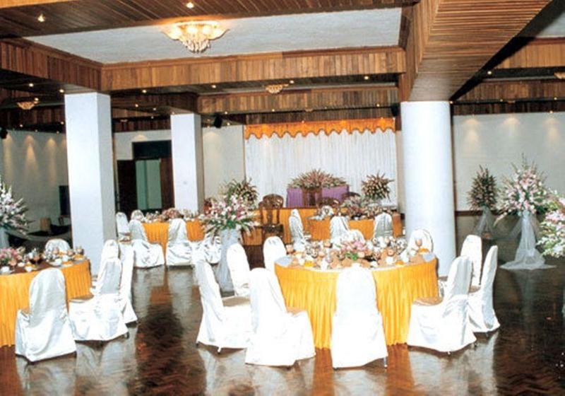 יאנגון Yuzana Hotel מראה חיצוני תמונה